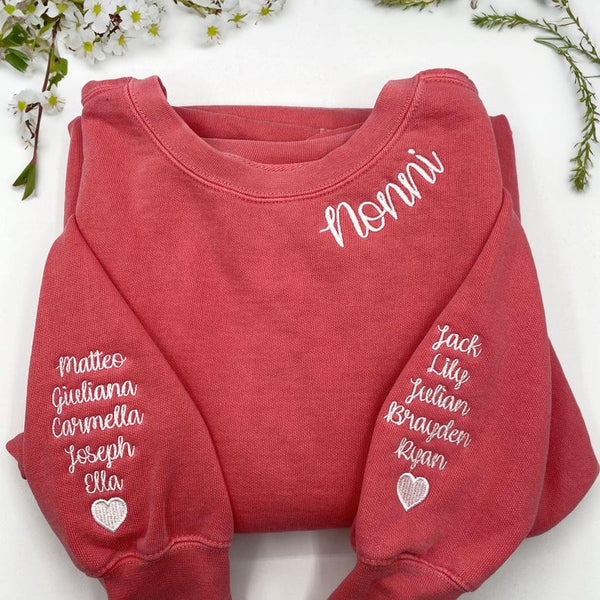 Custom Name Emblazoned Sweatshirt: Your Identity, Your Style